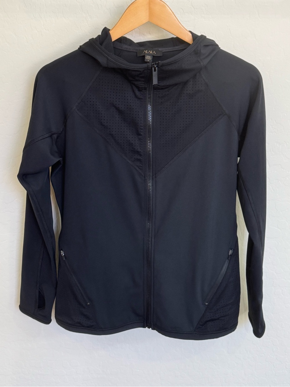 ALALA Black Mesh Paneled Full-Zip Activewear Hoodie Jacket Size Medium Comfy
